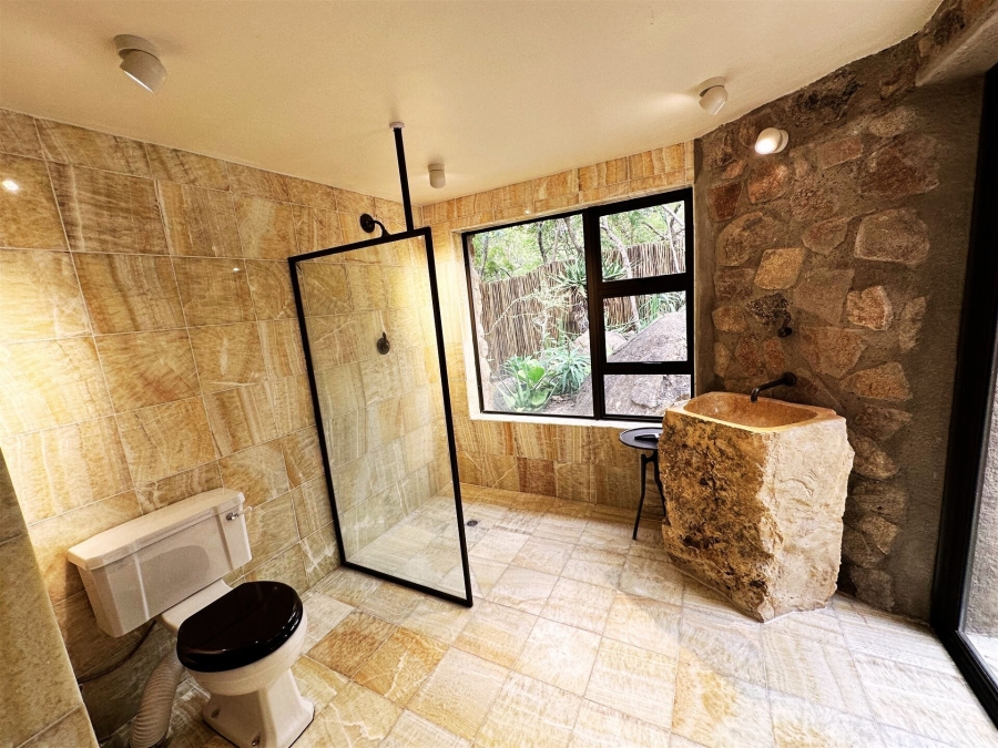 2 Bedroom Property for Sale in Lissataba Private Nature Reserve Limpopo
