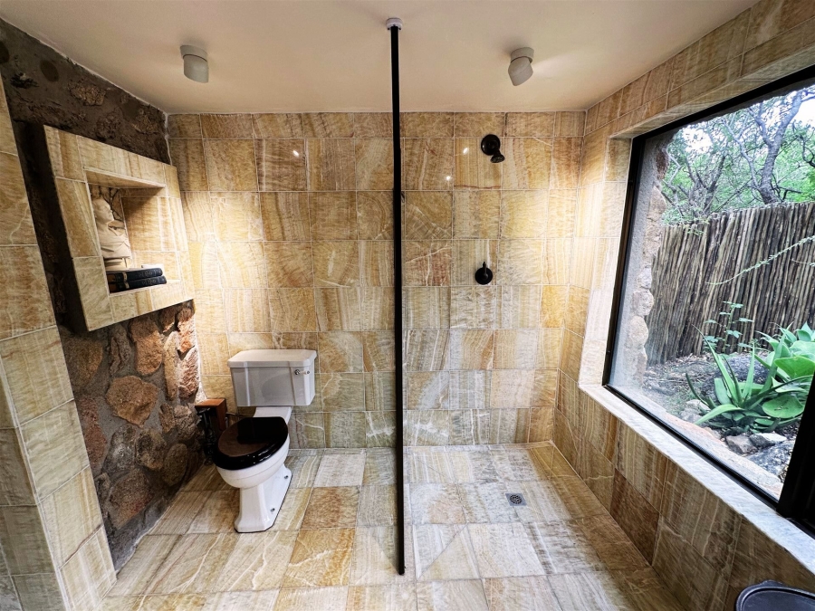 2 Bedroom Property for Sale in Lissataba Private Nature Reserve Limpopo