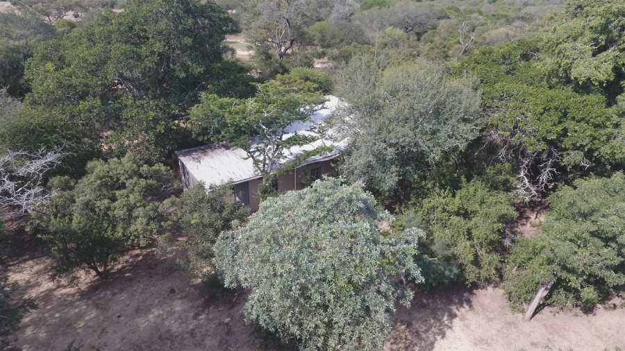 5 Bedroom Property for Sale in Hoedspruit Rural Limpopo