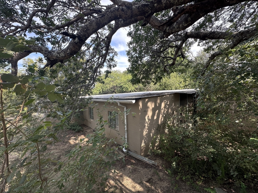 5 Bedroom Property for Sale in Hoedspruit Rural Limpopo
