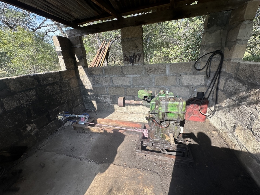 5 Bedroom Property for Sale in Hoedspruit Rural Limpopo