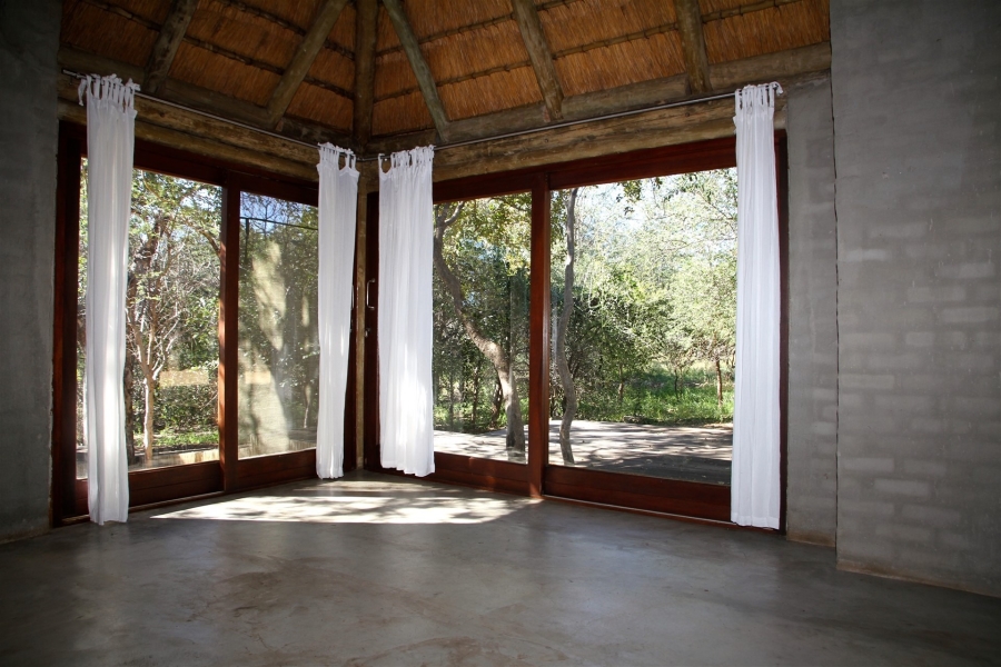 6 Bedroom Property for Sale in Ndlovumzi Limpopo