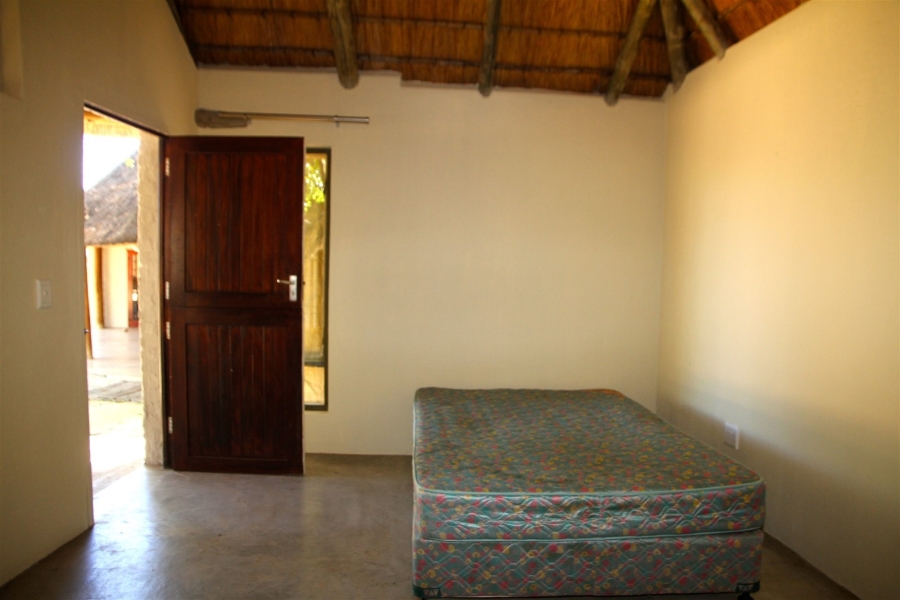 6 Bedroom Property for Sale in Ndlovumzi Limpopo