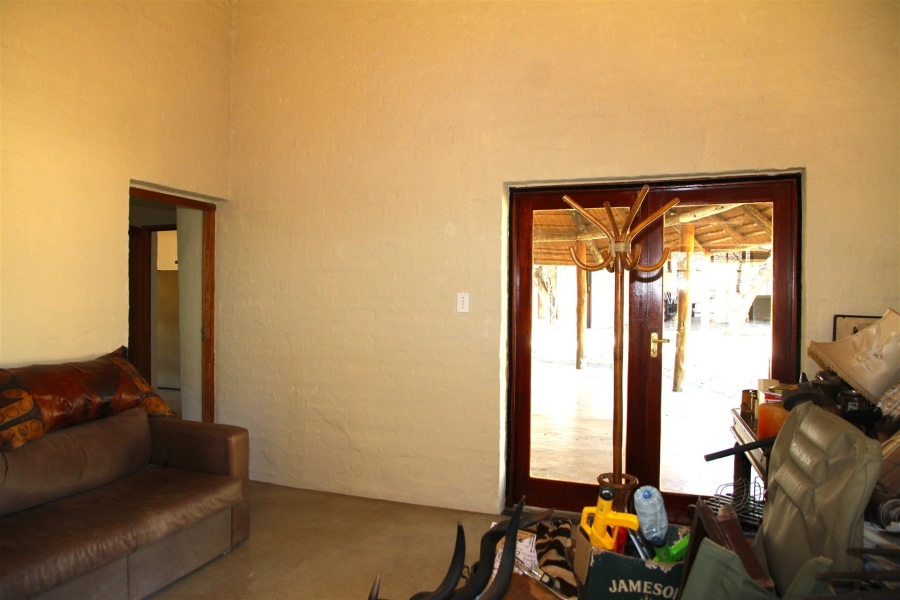 6 Bedroom Property for Sale in Ndlovumzi Limpopo
