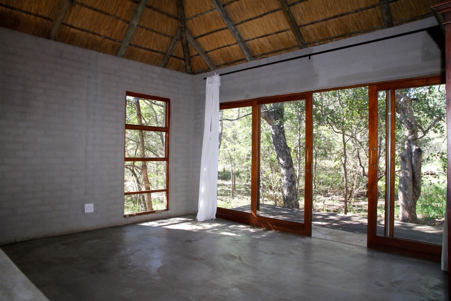 6 Bedroom Property for Sale in Ndlovumzi Limpopo