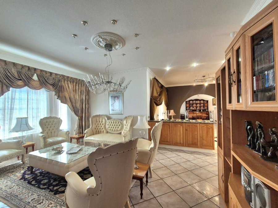 6 Bedroom Property for Sale in Mookgopong Rural Limpopo