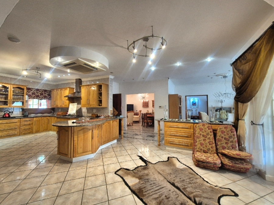 6 Bedroom Property for Sale in Mookgopong Rural Limpopo