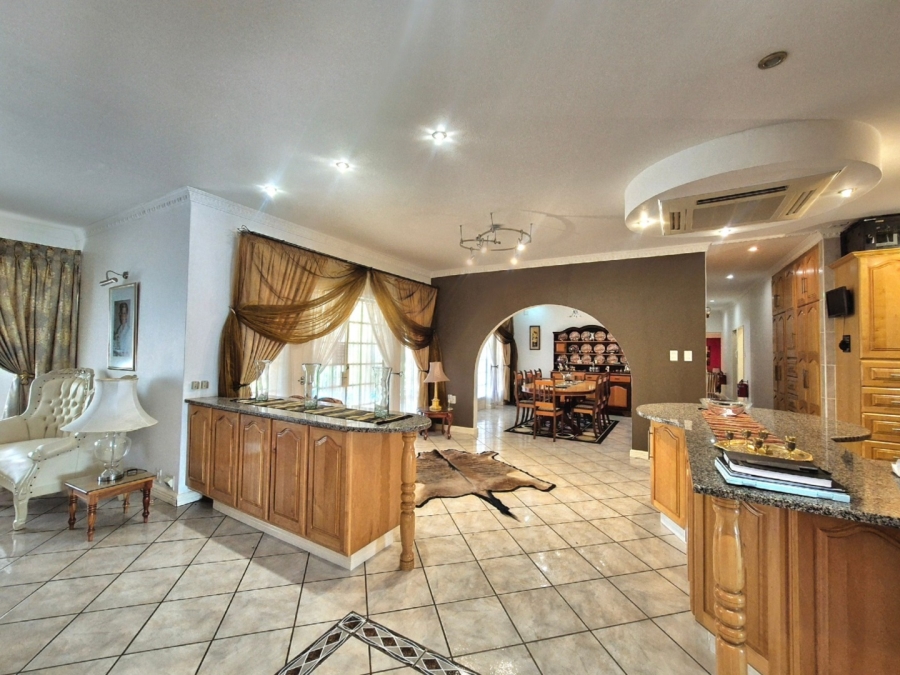 6 Bedroom Property for Sale in Mookgopong Rural Limpopo
