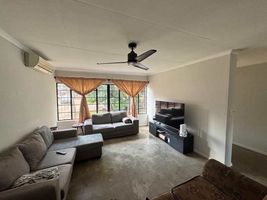 3 Bedroom Property for Sale in Chroompark Limpopo