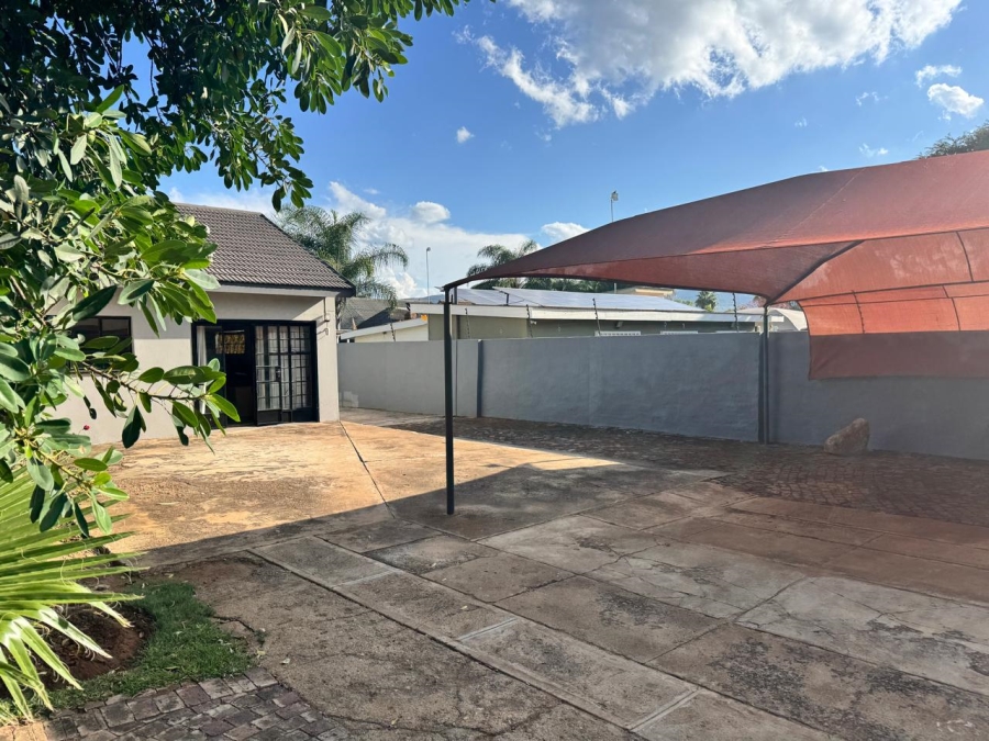 3 Bedroom Property for Sale in Chroompark Limpopo