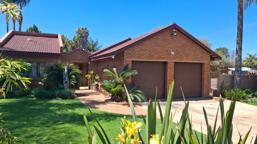 3 Bedroom Property for Sale in Capricorn Limpopo