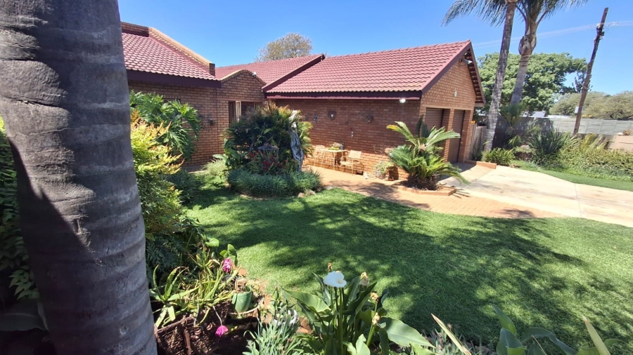 3 Bedroom Property for Sale in Capricorn Limpopo