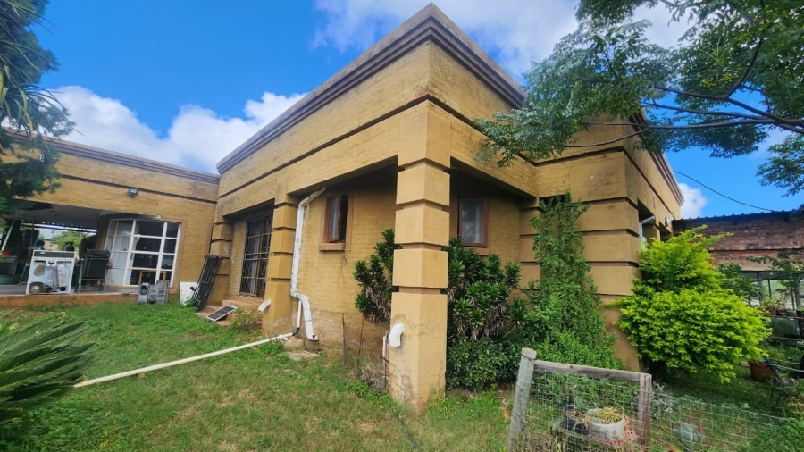3 Bedroom Property for Sale in Myngenoegen A H Limpopo