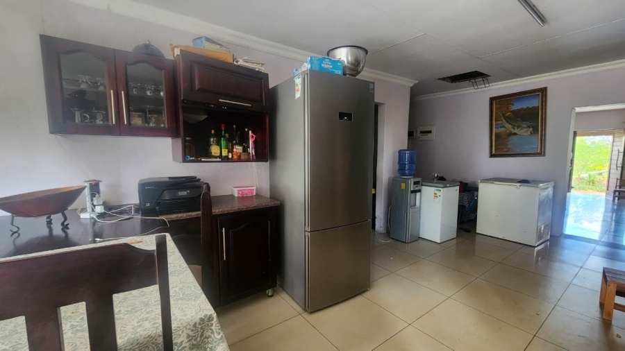 3 Bedroom Property for Sale in Myngenoegen A H Limpopo