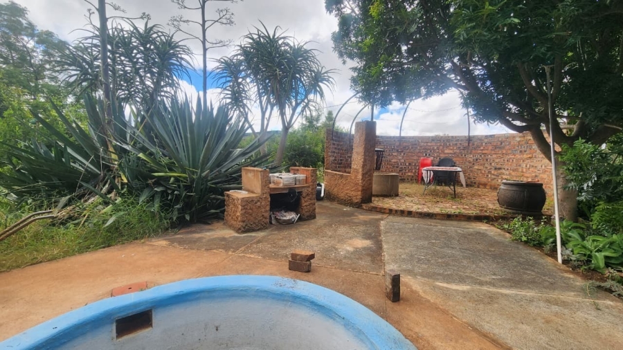 3 Bedroom Property for Sale in Myngenoegen A H Limpopo