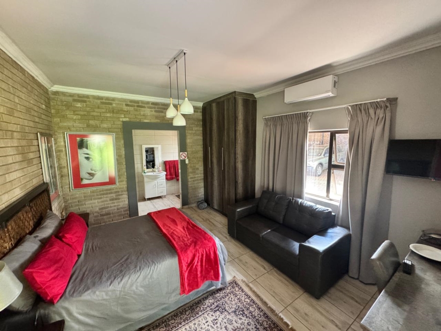 8 Bedroom Property for Sale in Mokopane Central Limpopo