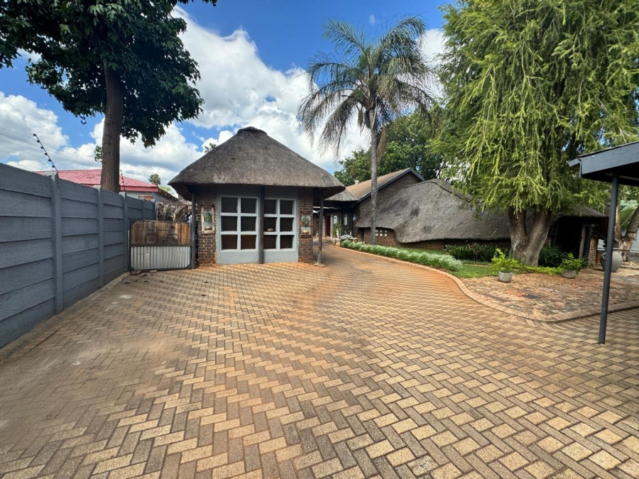 8 Bedroom Property for Sale in Mokopane Central Limpopo