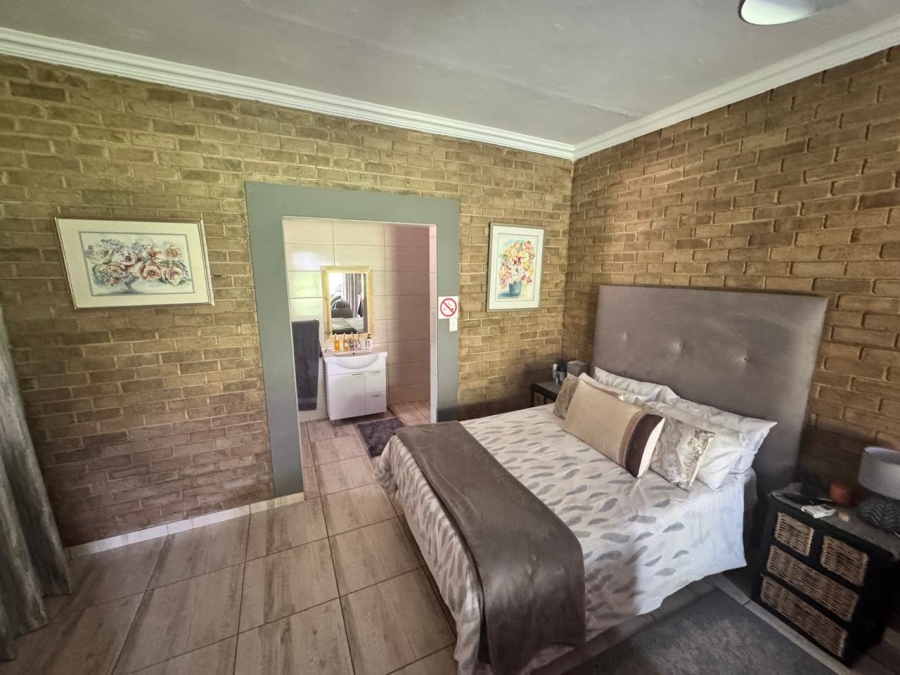 8 Bedroom Property for Sale in Mokopane Central Limpopo