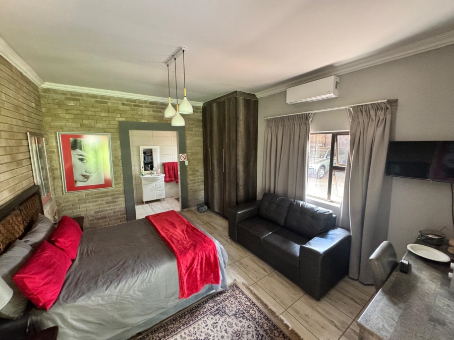 8 Bedroom Property for Sale in Mokopane Central Limpopo