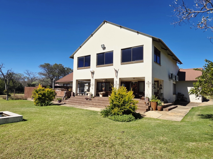 4 Bedroom Property for Sale in Buffelsdoorns AH Limpopo
