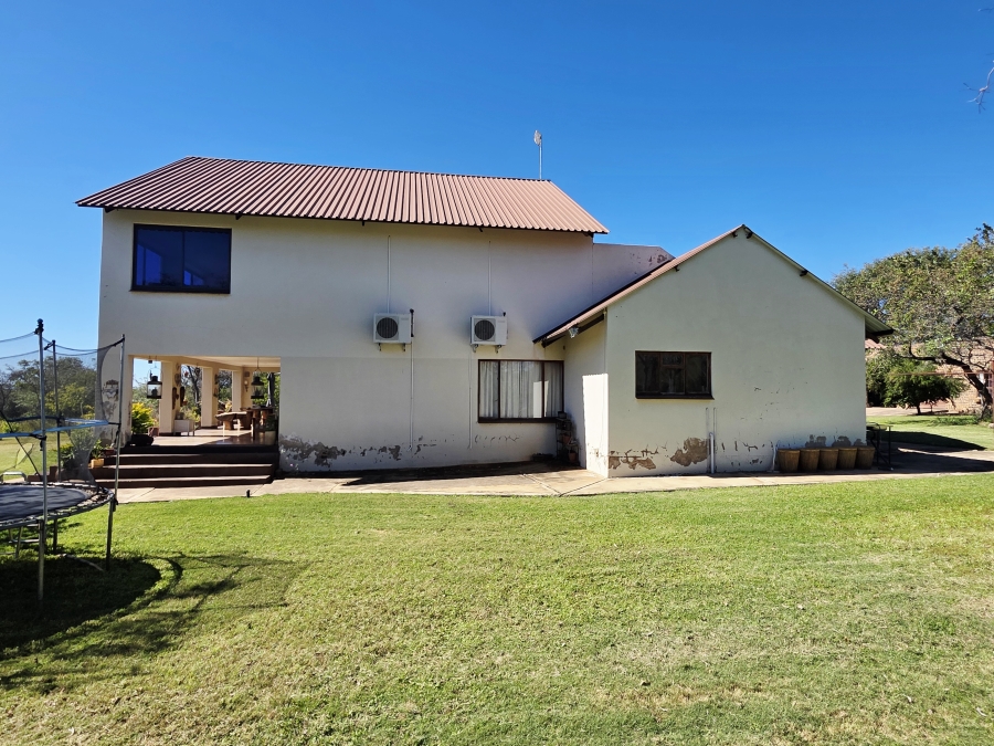 4 Bedroom Property for Sale in Buffelsdoorns AH Limpopo