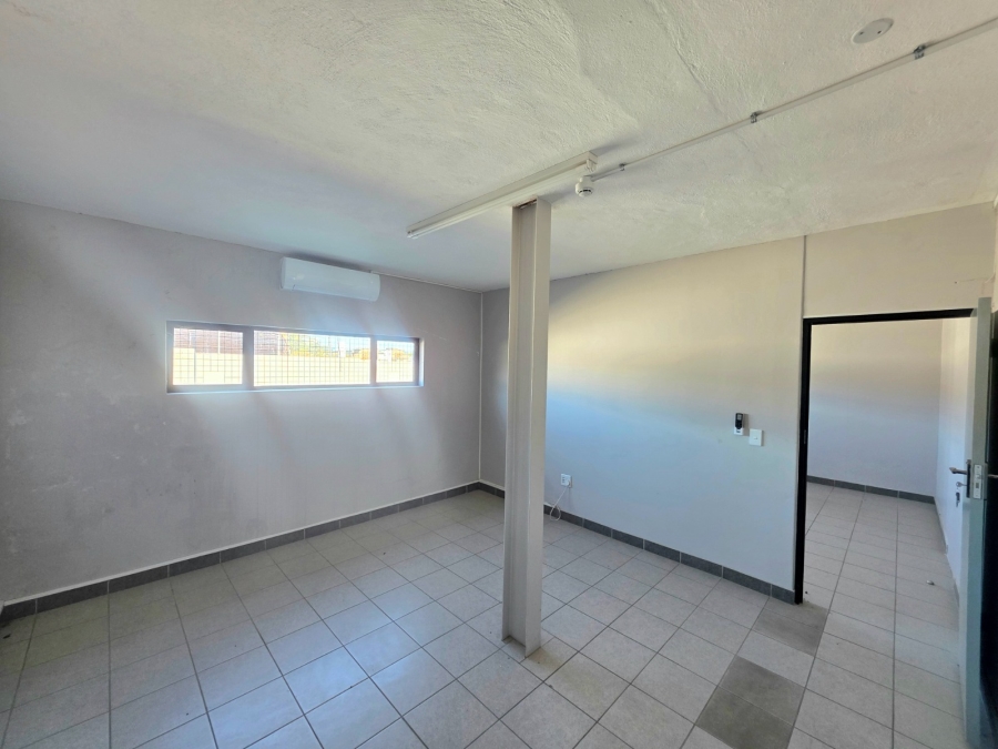 To Let Commercial Property for Rent in Magna Via Industrial Limpopo