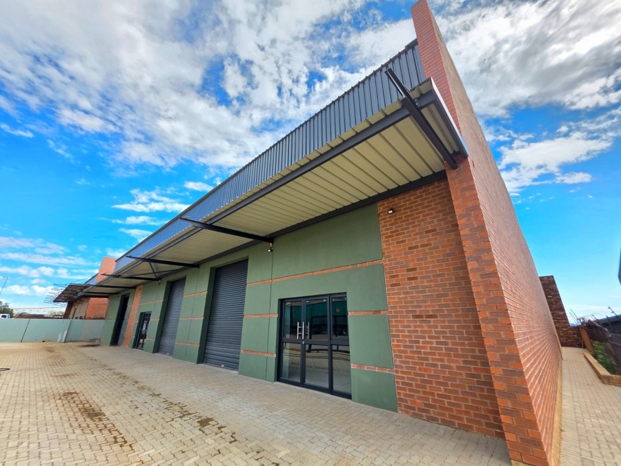To Let Commercial Property for Rent in Magna Via Industrial Limpopo