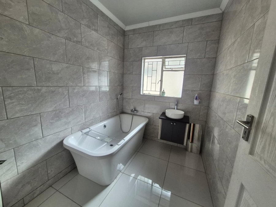 4 Bedroom Property for Sale in Phalaborwa Limpopo