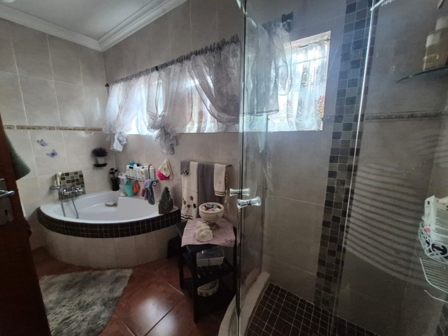4 Bedroom Property for Sale in Phalaborwa Limpopo