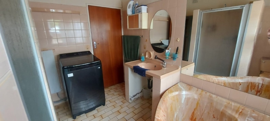 5 Bedroom Property for Sale in Phalaborwa Limpopo
