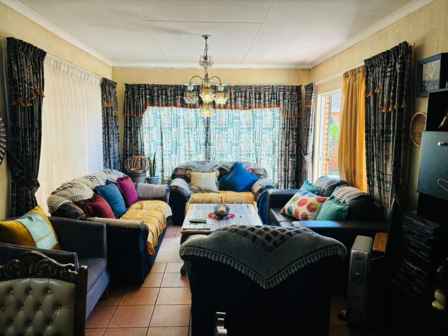 4 Bedroom Property for Sale in Chroompark Limpopo