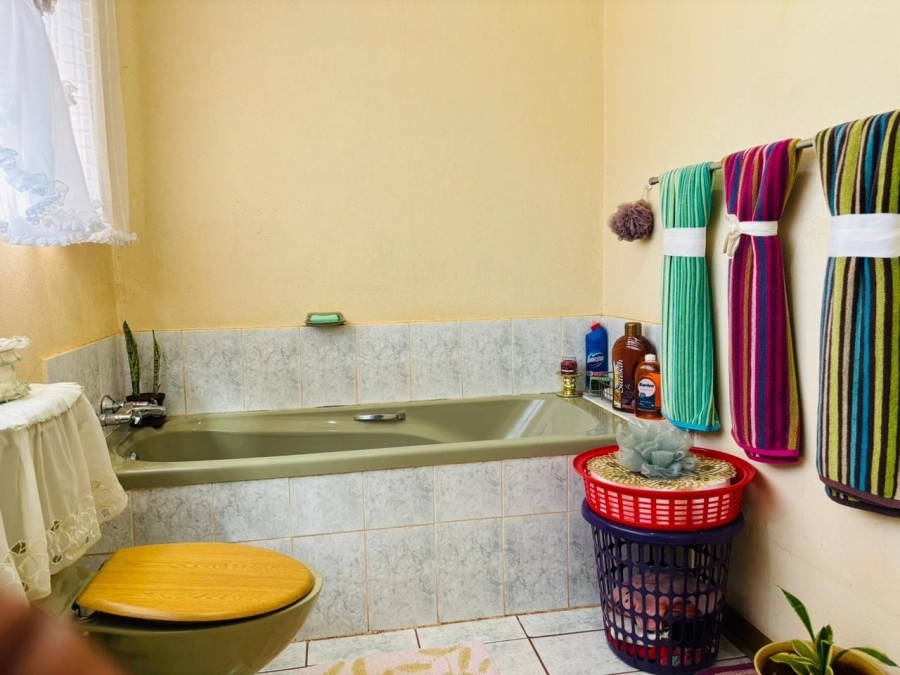4 Bedroom Property for Sale in Chroompark Limpopo