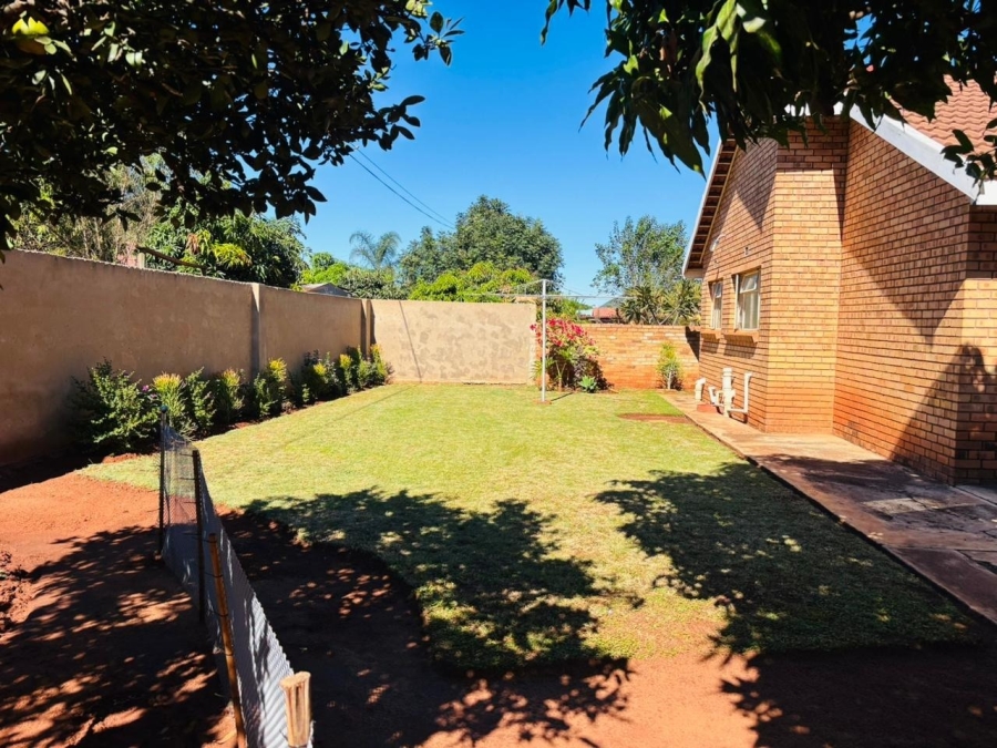 4 Bedroom Property for Sale in Chroompark Limpopo