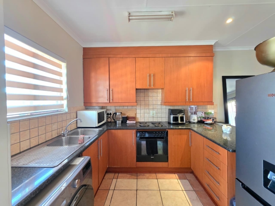 To Let 2 Bedroom Property for Rent in Bendor Limpopo