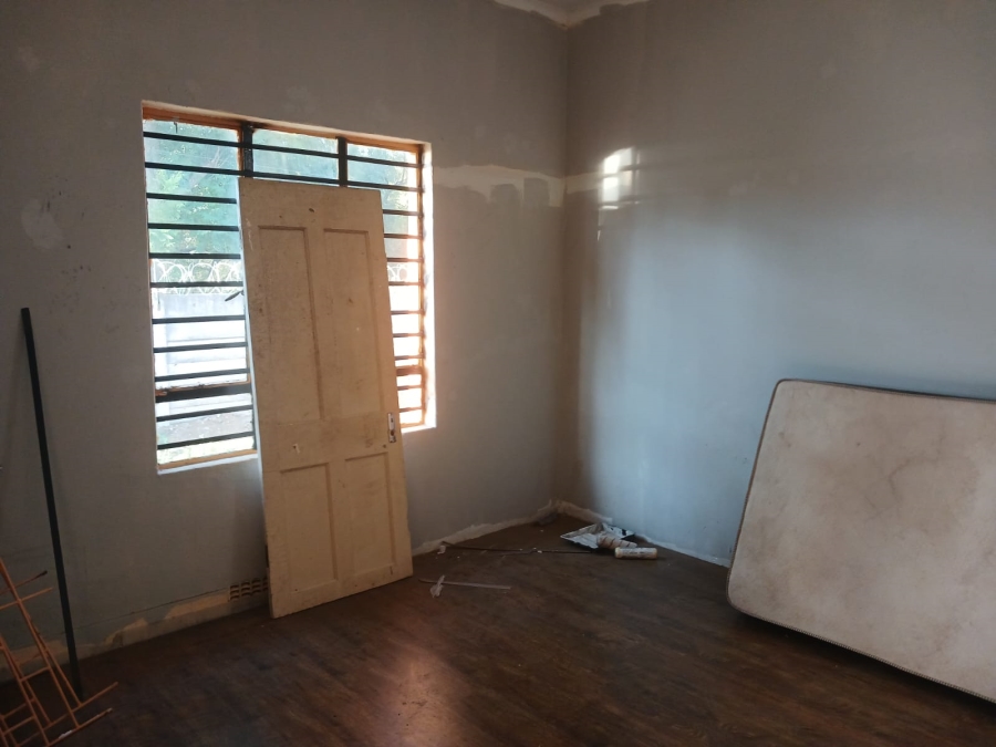 5 Bedroom Property for Sale in Westenburg Limpopo