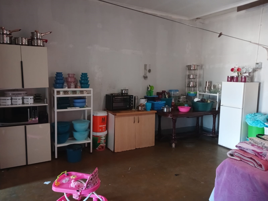 5 Bedroom Property for Sale in Westenburg Limpopo