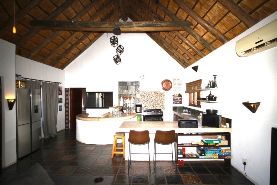5 Bedroom Property for Sale in Kampersrus Limpopo