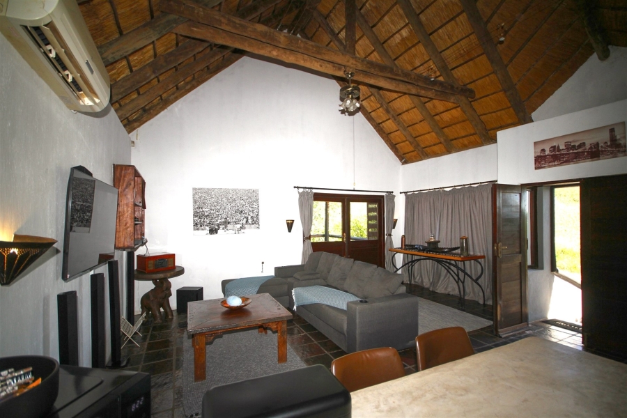 5 Bedroom Property for Sale in Kampersrus Limpopo