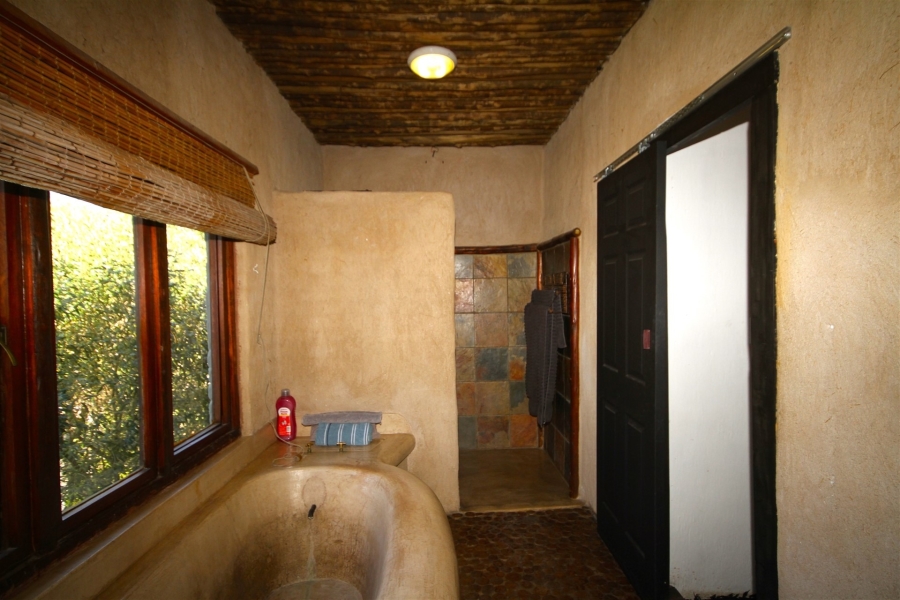 5 Bedroom Property for Sale in Kampersrus Limpopo
