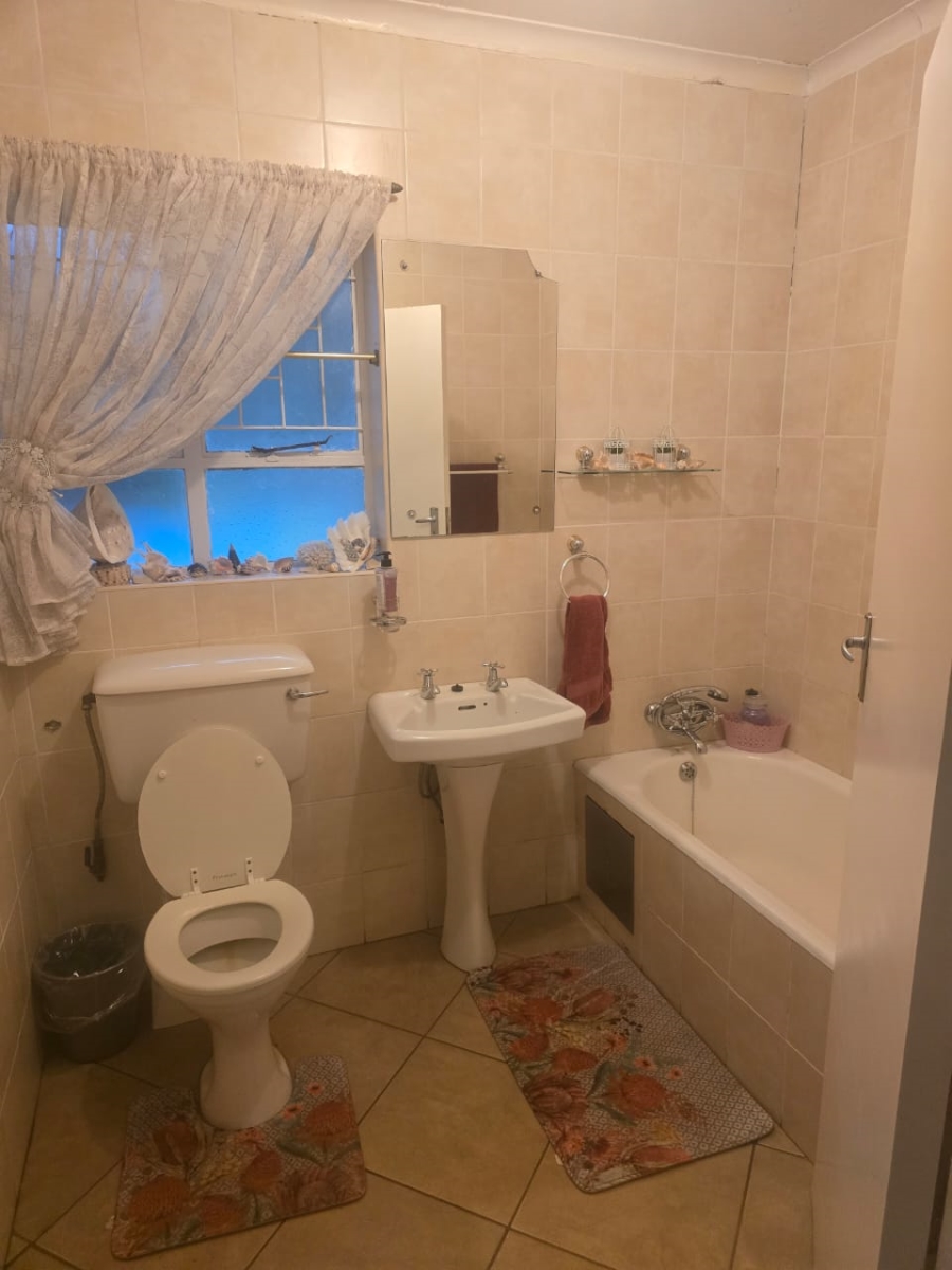 4 Bedroom Property for Sale in Onverwacht Limpopo