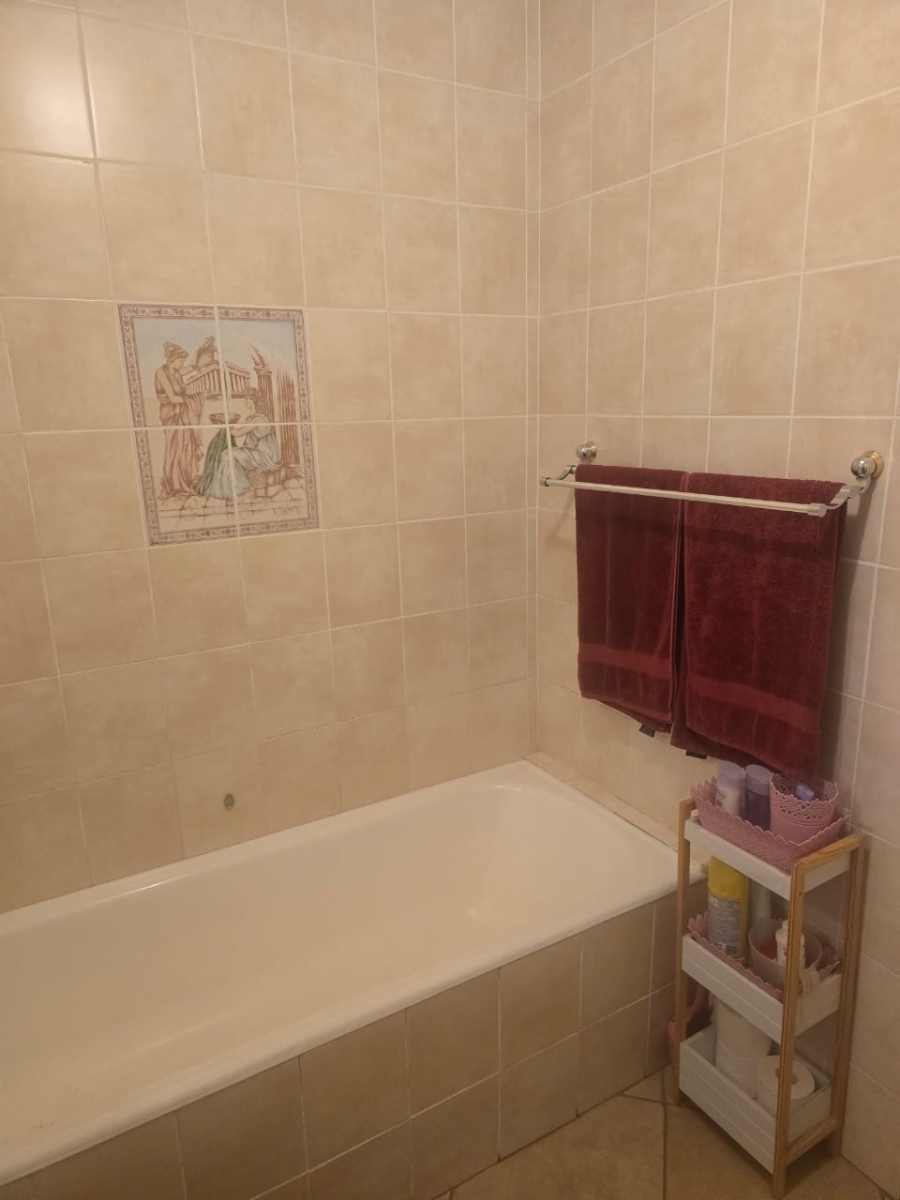 4 Bedroom Property for Sale in Onverwacht Limpopo