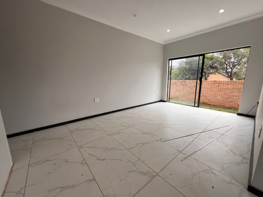 To Let 4 Bedroom Property for Rent in Chroompark Limpopo