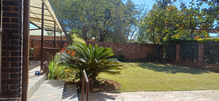 4 Bedroom Property for Sale in Jinnah Park Limpopo
