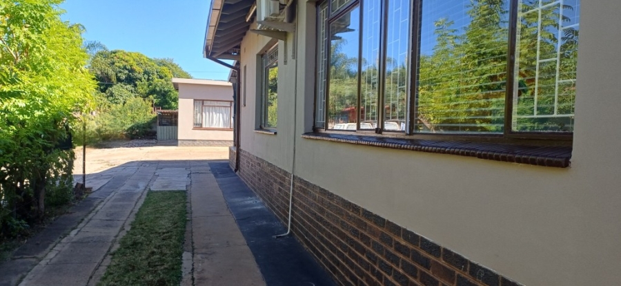 4 Bedroom Property for Sale in Jinnah Park Limpopo