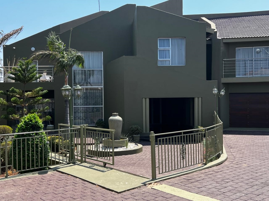 7 Bedroom Property for Sale in Sterpark Limpopo