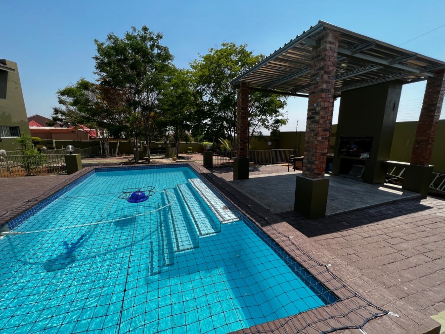 7 Bedroom Property for Sale in Sterpark Limpopo