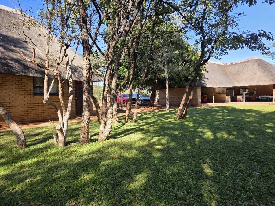 6 Bedroom Property for Sale in Alldays Limpopo