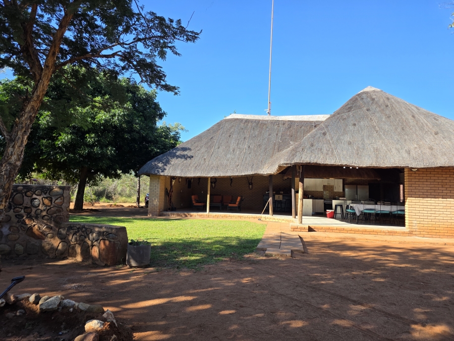 6 Bedroom Property for Sale in Alldays Limpopo