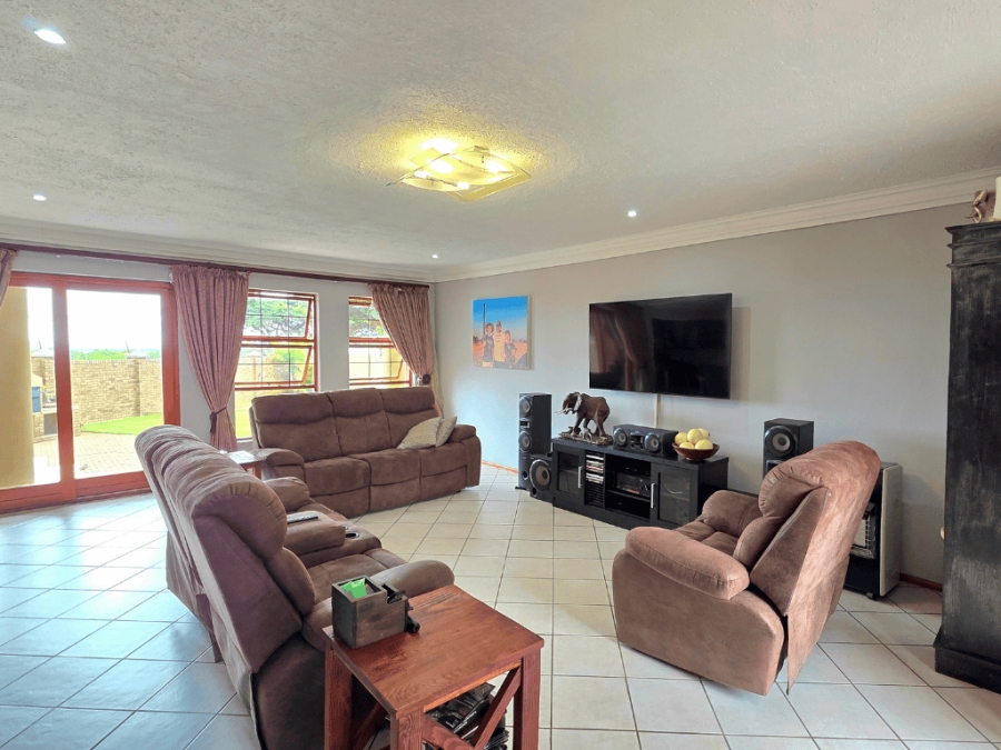 3 Bedroom Property for Sale in Bendor Limpopo