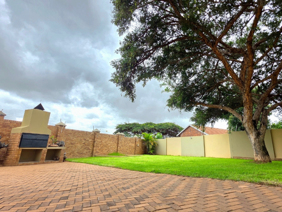 3 Bedroom Property for Sale in Bendor Limpopo